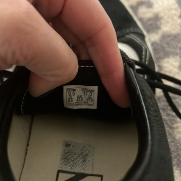 Black Vans - Picture 5 of 6